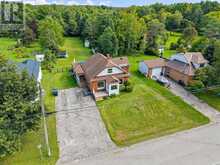 15 LUCY STREET | Penetanguishene Ontario | Slide Image Two