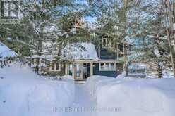 WATER'S EDGE W1 - 3876 MUSKOKA RD 118 HIGHWAY W | Port Carling Ontario | Slide Image Thirty-four