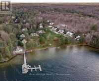 WATER'S EDGE W1 - 3876 MUSKOKA RD 118 HIGHWAY W | Port Carling Ontario | Slide Image Forty-one