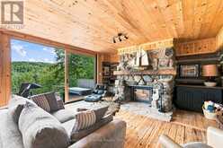 1093 LISWOOD ROAD | Haliburton Ontario | Slide Image Six