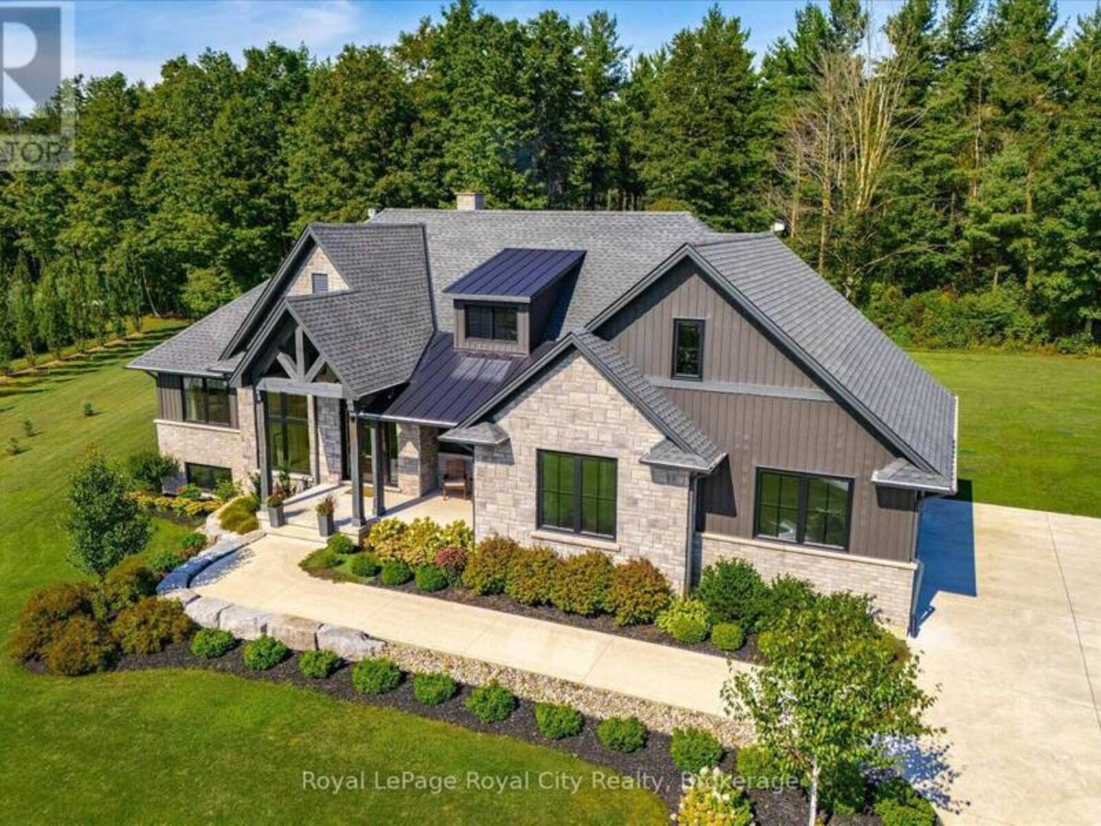 113 SHARRON COURT, Mapleton, Ontario N0G 2K0