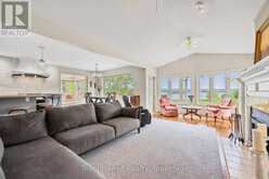 26 JURY DRIVE | Penetanguishene Ontario | Slide Image Five