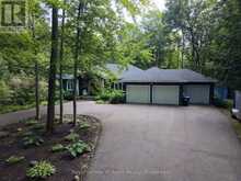 106 COPELAND CREEK DRIVE | Tiny Ontario | Slide Image Three