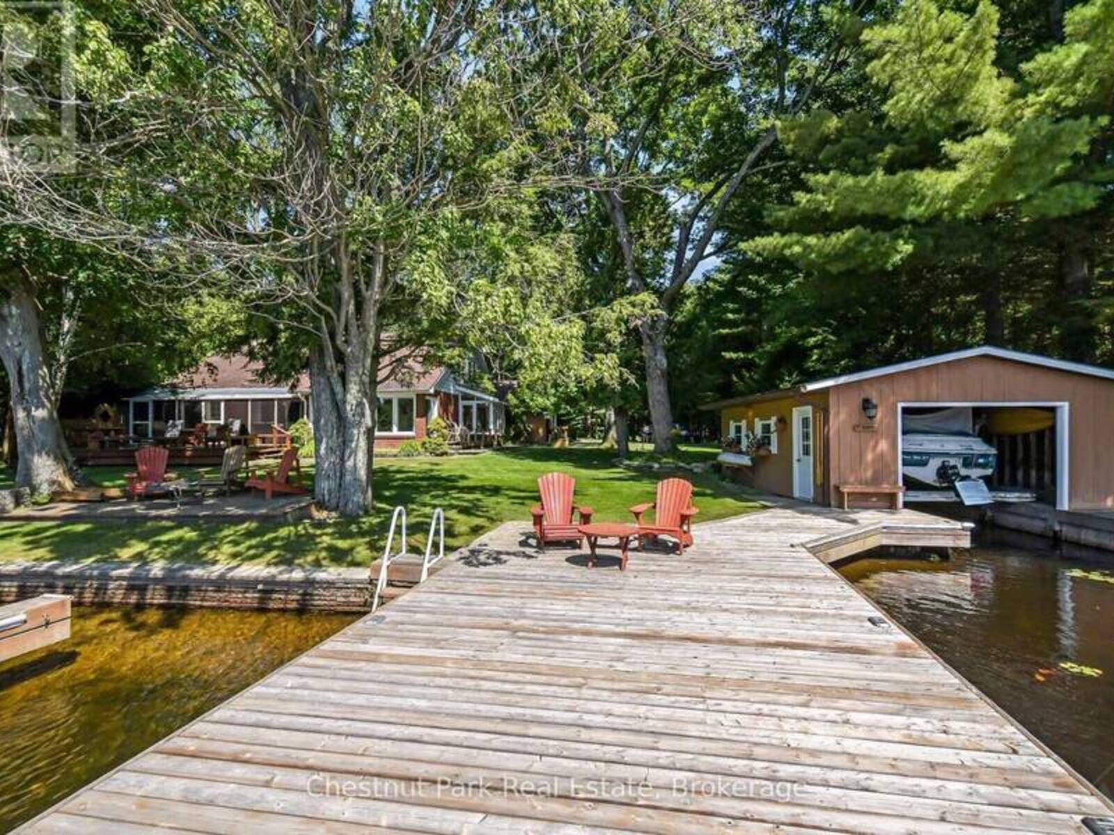 1019 MAPLEWOOD ROAD W, Bracebridge, Ontario P1L 1W8