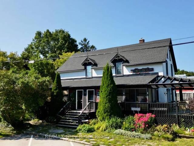 8 HELEN STREET Lion's Head Ontario, N0H 1W0 - Multi-family Home For Sale