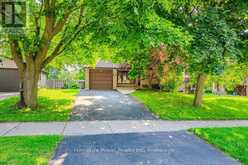 40 FERMAN DRIVE | Guelph Ontario | Slide Image Two