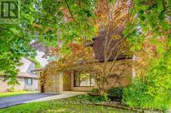 40 FERMAN DRIVE | Guelph Ontario | Slide Image Three