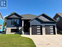 222 EMERALD DRIVE | Southampton Ontario | Slide Image Two