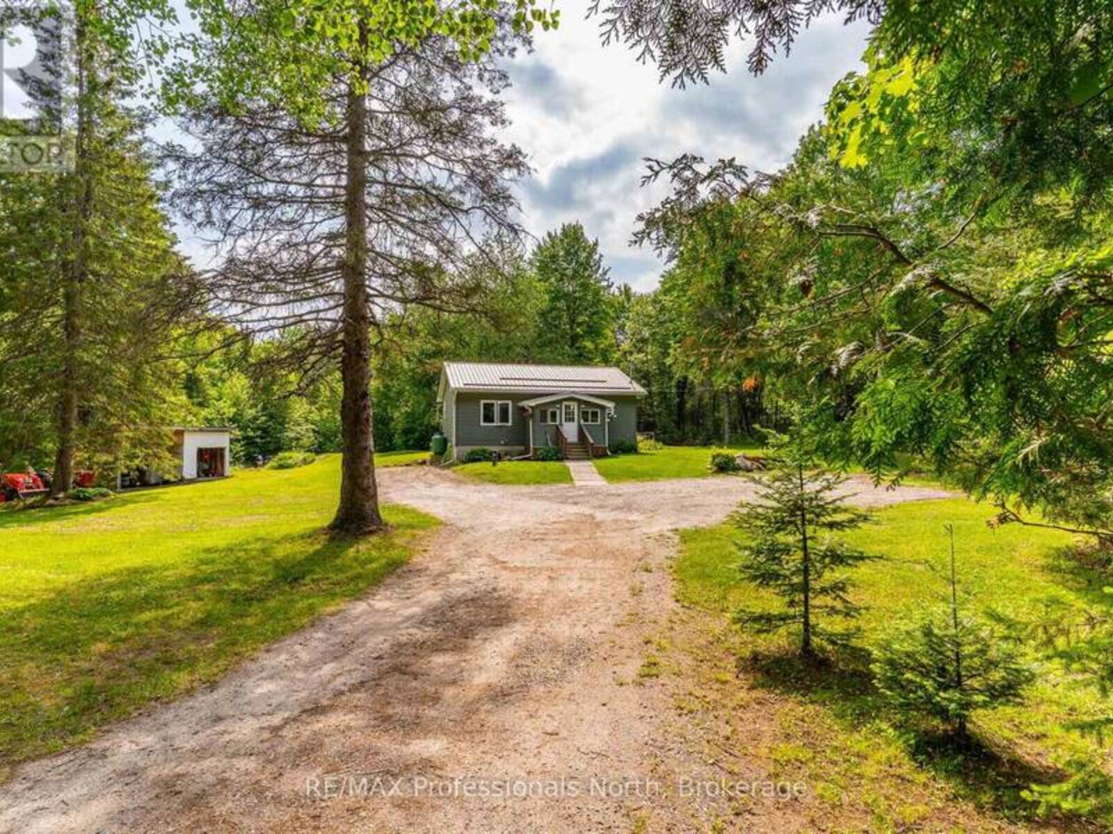 17900 HIGHWAY 118, Highlands East, Ontario K0L 2Y0