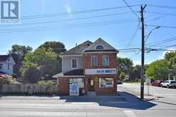 256 ONTARIO STREET | Collingwood Ontario | Slide Image Two