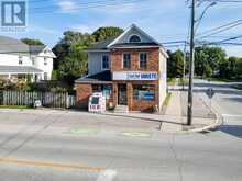 256 ONTARIO STREET | Collingwood Ontario | Slide Image Five