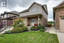 37 THOMAS STREET | Stratford Ontario | Slide Image Three