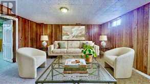 122 KEATS DRIVE | Woodstock Ontario | Slide Image Thirteen