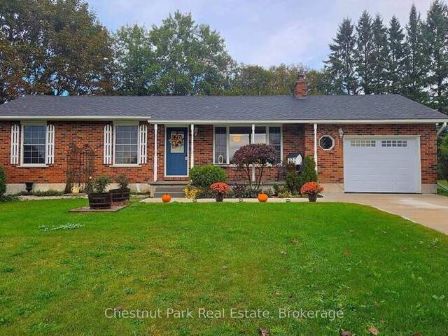 683199 CHATSWORTH ROAD 24 Chatsworth Ontario, N0H 2V0 - 2 Bedrooms Home For Sale