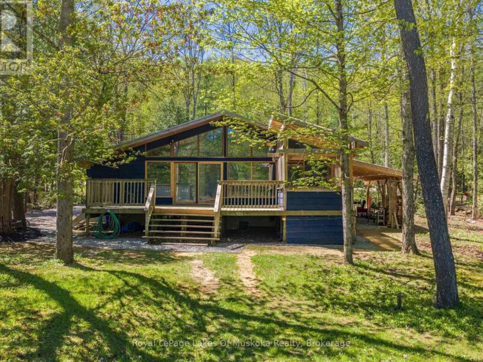 1213 SHERWOOD FOREST ROAD, Bracebridge, Ontario P1L 1X3