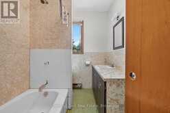 1304 11 HIGHWAY N | Gravenhurst Ontario | Slide Image Twenty-one