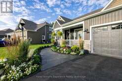 38 DYER CRESCENT | Bracebridge Ontario | Slide Image Two