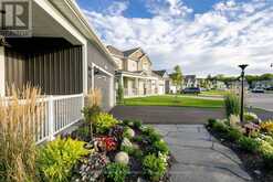 38 DYER CRESCENT | Bracebridge Ontario | Slide Image Three