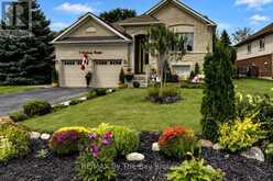 9 CRANBERRY HEIGHTS | Wasaga Beach Ontario | Slide Image One
