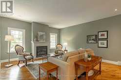 23 NORTH POINTE DRIVE | Stratford Ontario | Slide Image Ten