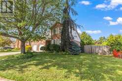 621 LYNDEN CRESCENT | Kincardine Ontario | Slide Image Two