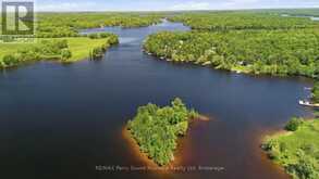 0 ISLAND | McKellar Ontario | Slide Image Four