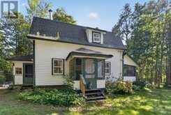 1627 HOUSEYS RAPIDS ROAD | Gravenhurst Ontario | Slide Image Two