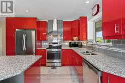 38 GOODWIN DRIVE | Huntsville Ontario | Slide Image Ten