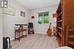 38 GOODWIN DRIVE | Huntsville Ontario | Slide Image Eighteen