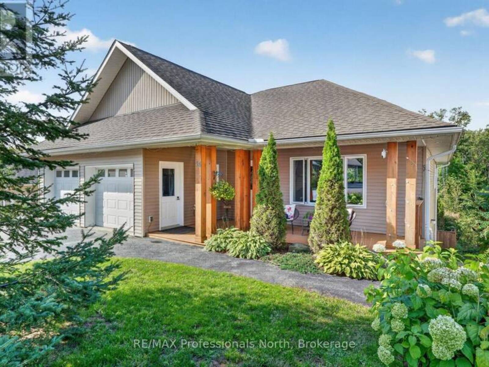 38 GOODWIN DRIVE, Huntsville, Ontario P1H 2R3