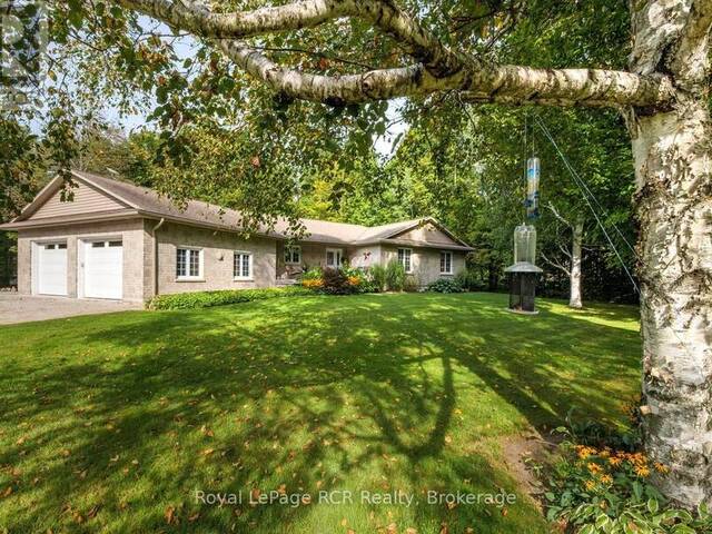 70110 ZION CHURCH ROAD Georgian Bluffs Ontario, N0H 2T0 - 3 Bedrooms Waterfront Home For sale