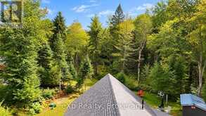 422 BALSAM CHUTES ROAD | Huntsville Ontario | Slide Image Forty