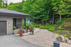 115 LINDGREN ROAD E | Huntsville Ontario | Slide Image Three