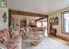 465 RIDGE ROAD E | Oro-Medonte Ontario | Slide Image Nine