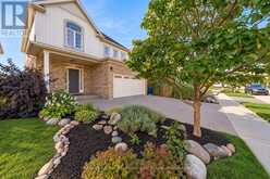 21 TRIMBLE CRESCENT | Guelph Ontario | Slide Image Three