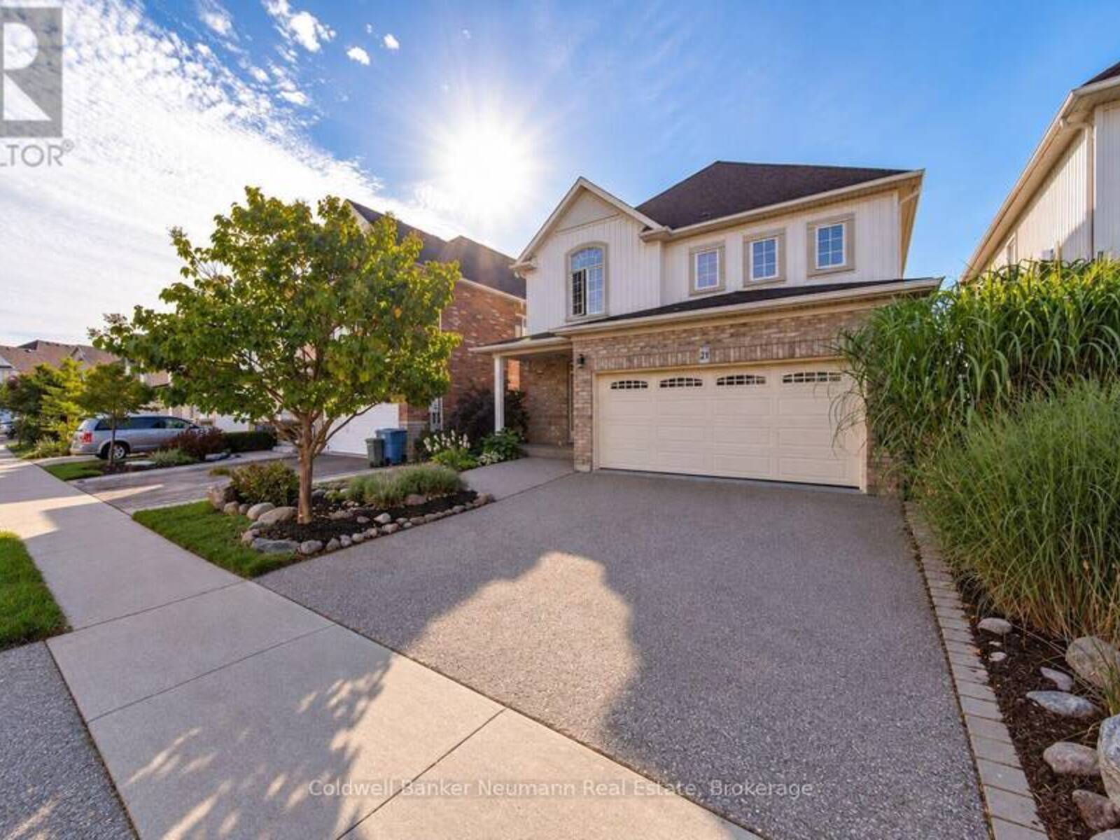 21 TRIMBLE CRESCENT, Guelph, Ontario N1E 0H2