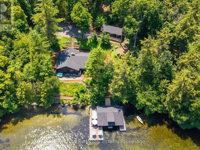 7 - 4916 MUSKOKA RD 169 ROAD MacTier Ontario, P0C 1H0 - 6 Bedrooms Waterfront Home For sale