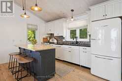 26 KING STREET | Rosseau Ontario | Slide Image Nine