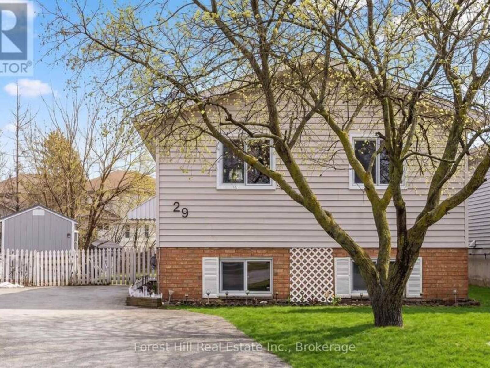 29 DILLON DRIVE, Collingwood, Ontario L9Y 4S3