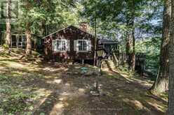 2115 LAKE MUSKOKA | Muskoka Lakes Ontario | Slide Image Eighteen