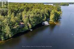 2115 LAKE MUSKOKA | Muskoka Lakes Ontario | Slide Image Three