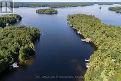 2115 LAKE MUSKOKA | Muskoka Lakes Ontario | Slide Image Five