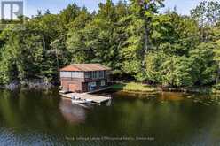 2115 LAKE MUSKOKA | Muskoka Lakes Ontario | Slide Image Seven
