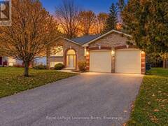 40 FAIRWAY CRESCENT Wasaga Beach Ontario, L9Z 1B8