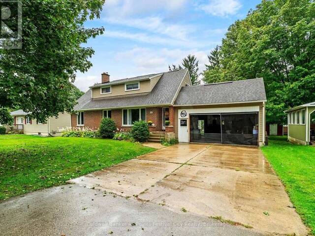 80 PRINCESS STREET W Clinton Ontario, N0M 1L0 - 4 Bedrooms Home For Sale