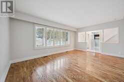 130 SPEEDVALE AVENUE W | Guelph Ontario | Slide Image Eight
