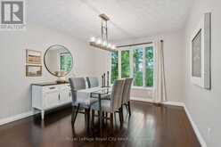 17 SUGARBUSH PLACE | Guelph Ontario | Slide Image Ten