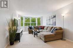 815 - 55 GREEN VALLEY DRIVE | Kitchener Ontario | Slide Image Two