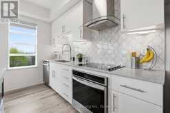 312 - 251 NORTHFIELD DRIVE E | Waterloo Ontario | Slide Image Twelve
