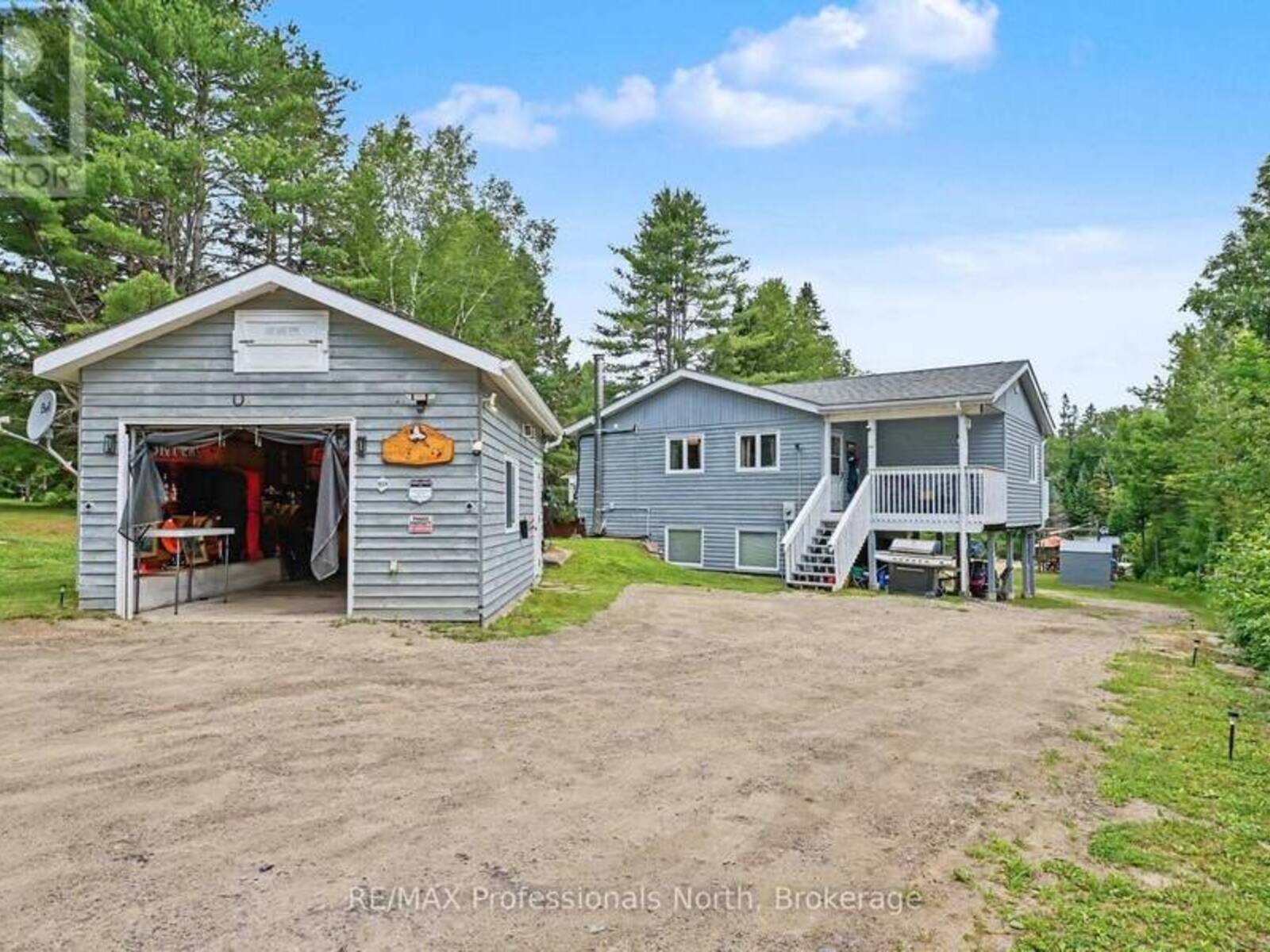 1034 ABLETT COURT, Haliburton, Ontario K0M 1S0